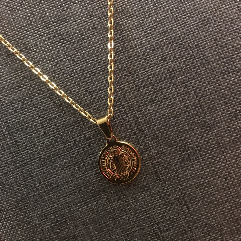 Gold Plate Coin Pendant Charm Necklace * Free S/H *
